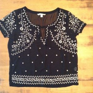 Embroidery top